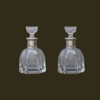 Pareja botellas españolas.